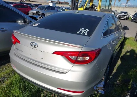 2015 Hyundai Sonata Se из США, поврежденный, VIN 5NPE24AF9FH163624